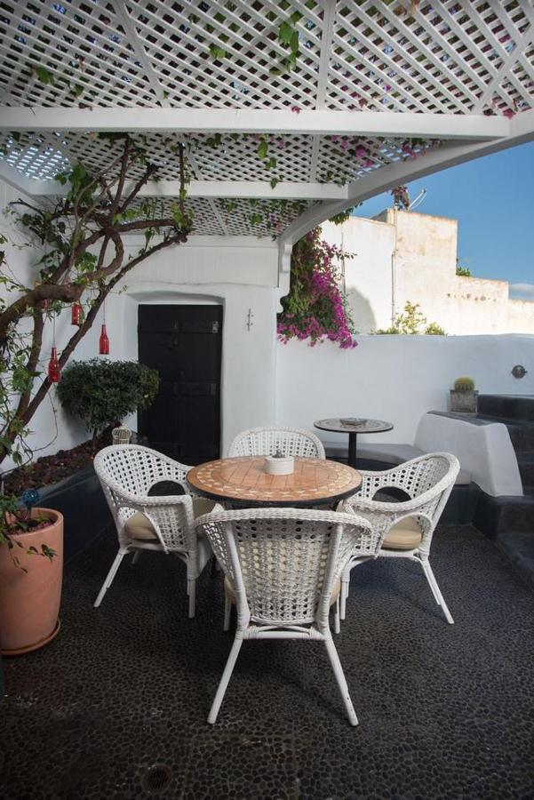 Villa Orpheus Santorini メガロホリ エクステリア 写真