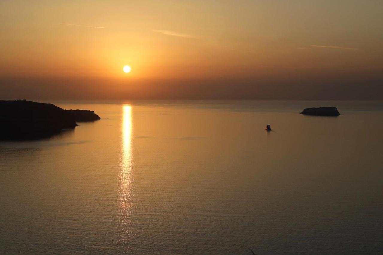 Villa Orpheus Santorini メガロホリ エクステリア 写真