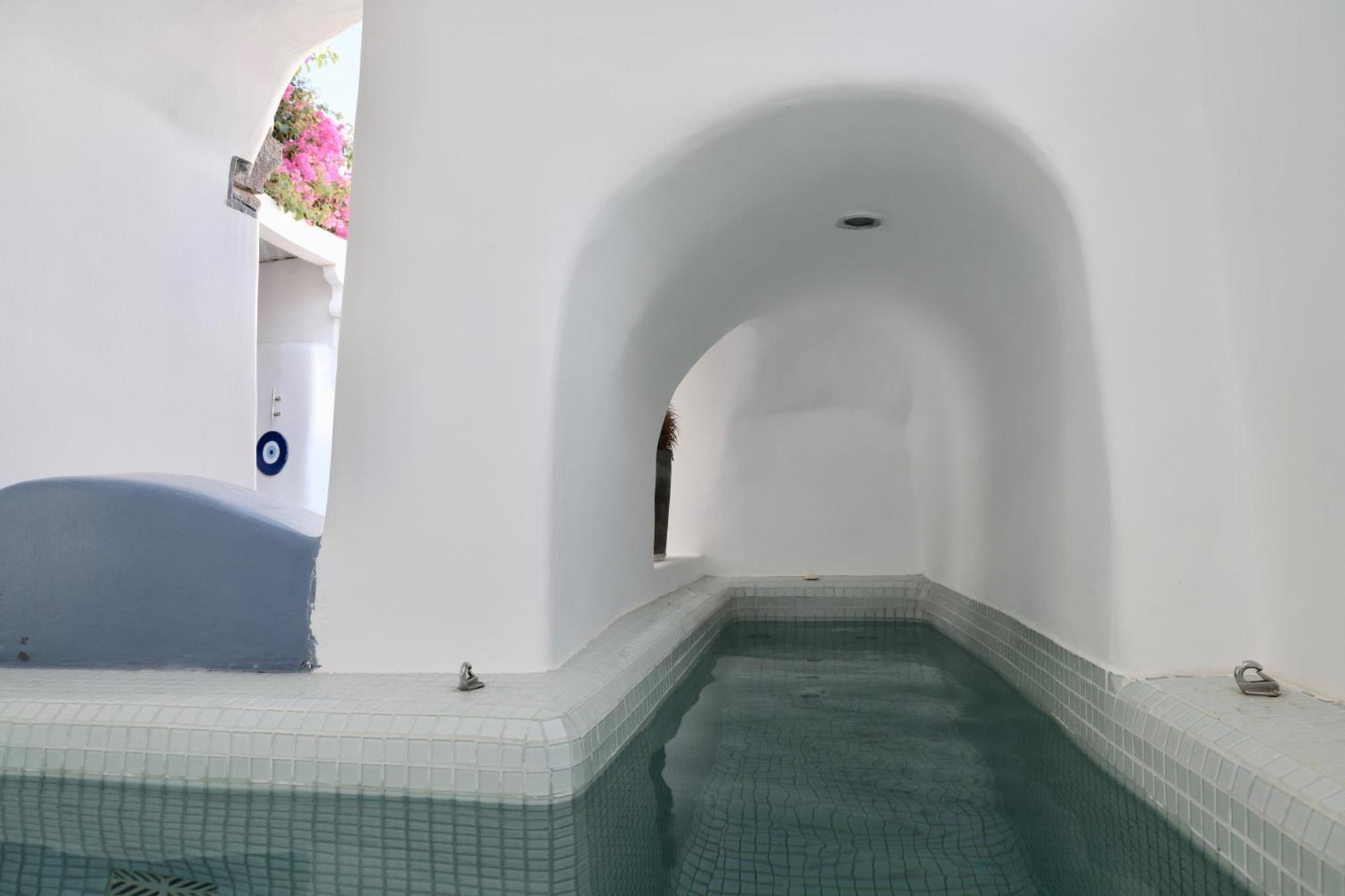 Villa Orpheus Santorini メガロホリ エクステリア 写真